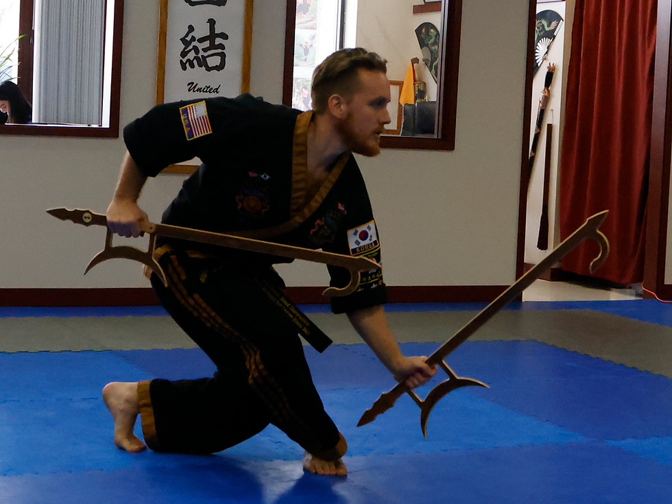 Top martial arts in Kirkland - Instructor in martial arts Kirkland Oom Yung doe