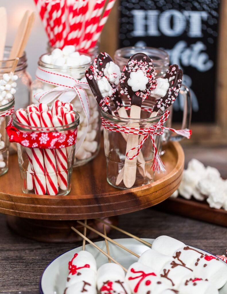 Thumbnail: Cookies and Cocoa with Santa 
