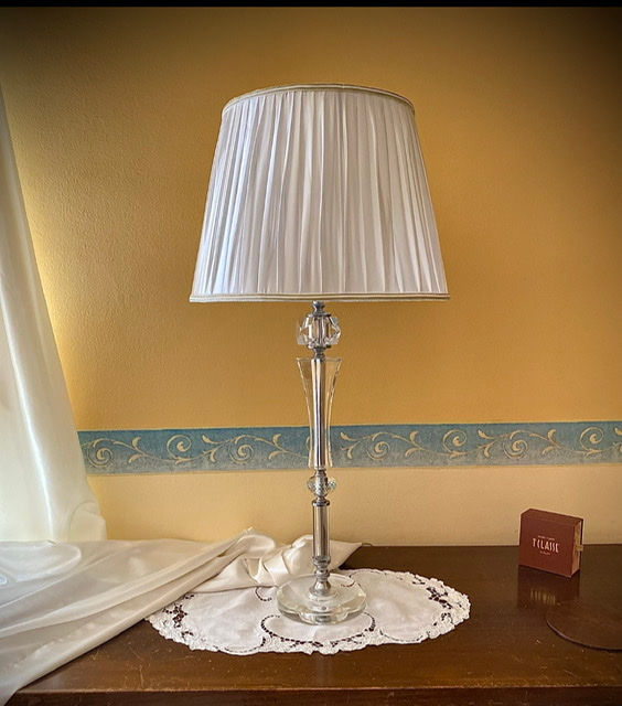 Thumbnail: Pyramid lamp