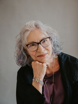 Introducing: Angela Hoy