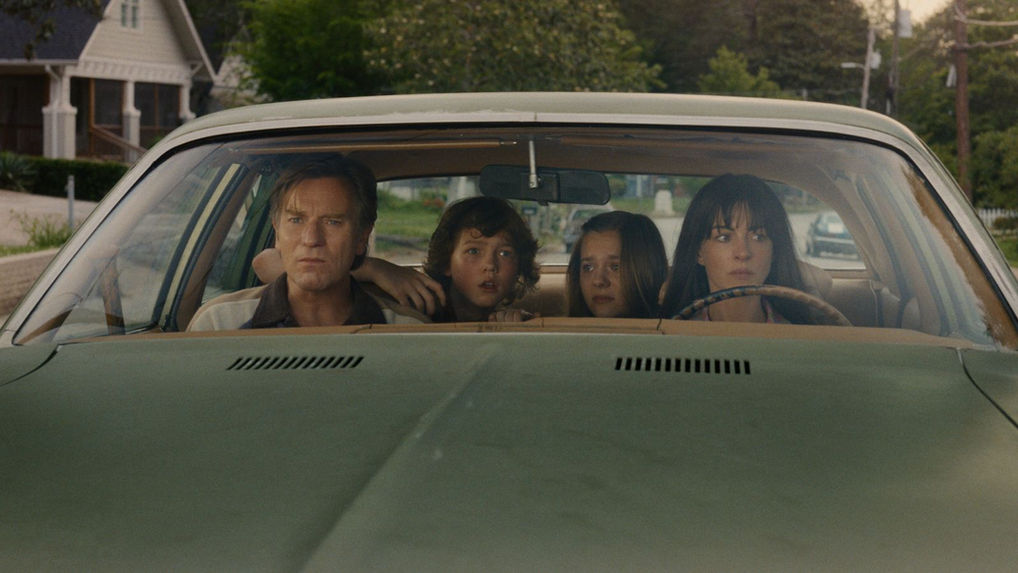 'The End of Oak Street' Review: Prehistoric Horror Delivers Plenty of Dinosaur-Fuelled Terror