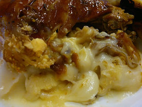 Soft Mashed potatoes with caramelized onions