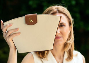 Nilüfer Demirci, Zamansız Çantalara İmza Atıyor