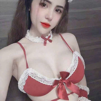 LUCKY 2000 KTV 的陪酒女郎
