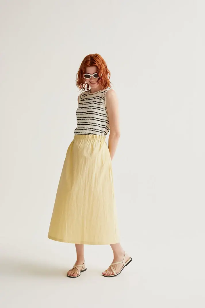 FALDA GABARDINA AMARILLO 11056