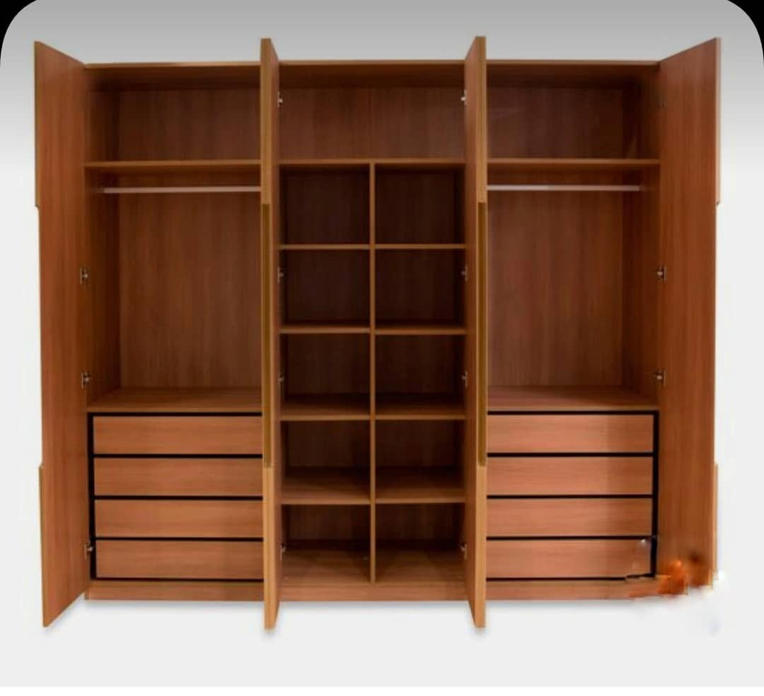 Armoire de rangment | 4 portes + cintres | marron
