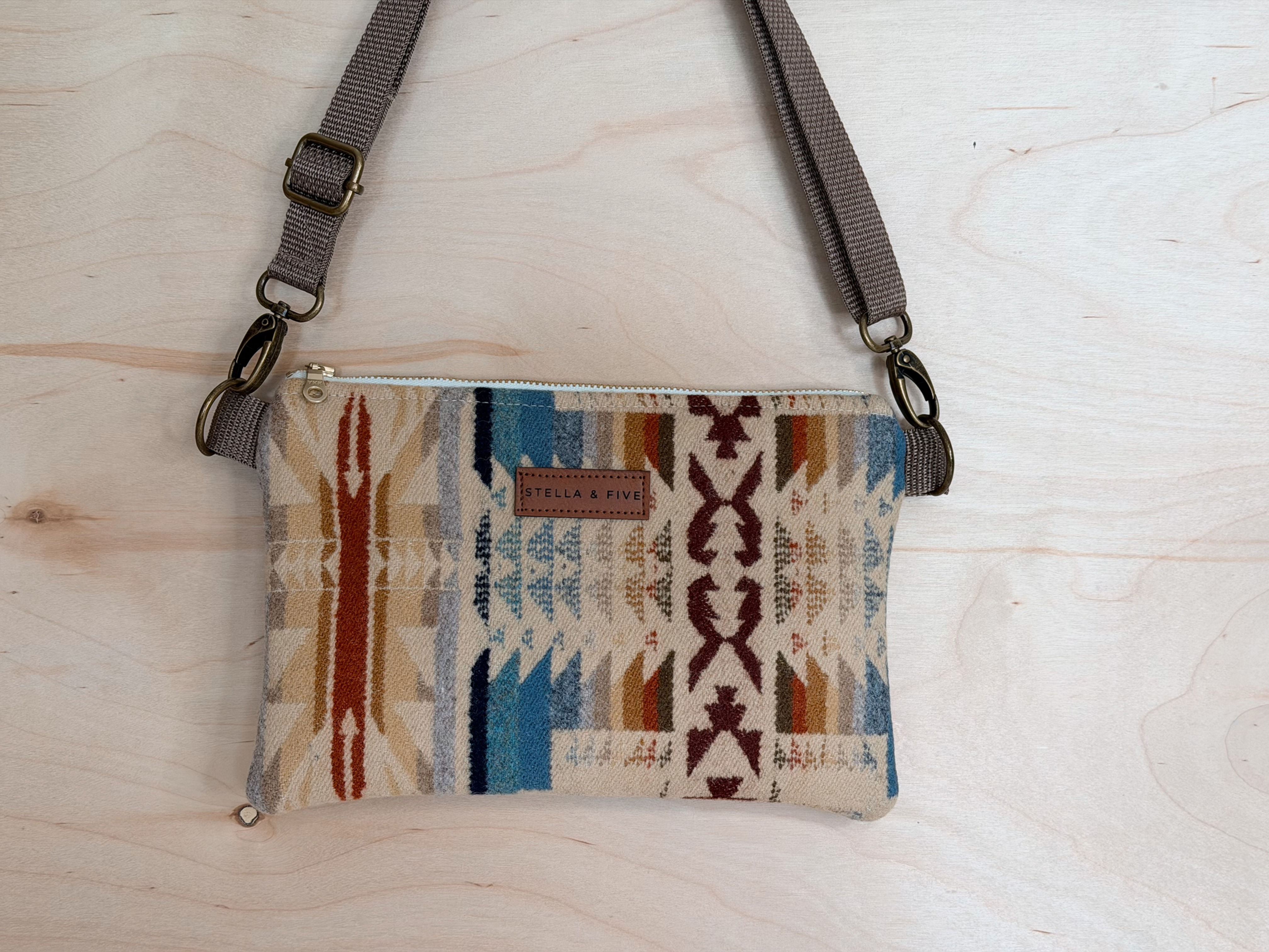 Shonto Wheatlands Wool Pocket Bag - Crossbody Bag Fanny Pack