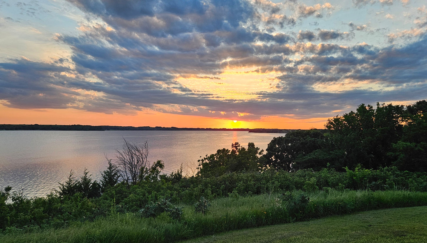 Sunset on the lake