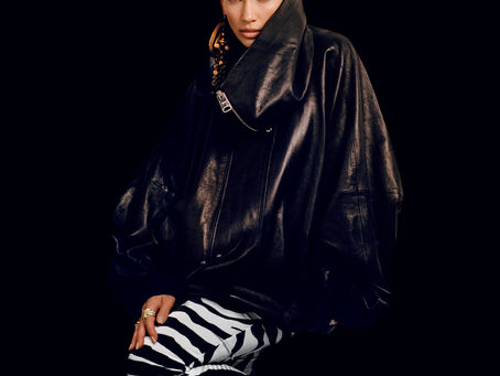 Last Chance // JLO in Abu Dhabi For One Night Only