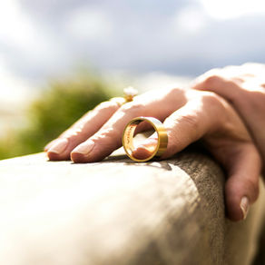 The Rise of the “Meno Divorce”: Why Divorce in Menopause Is on the Up