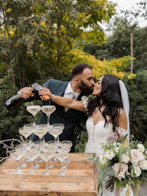 Champagne moment at Dodmoor House wedding