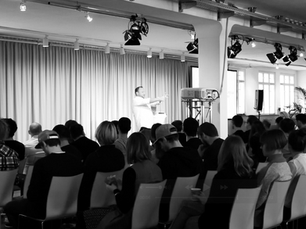 How To Hire Expert Facilitators & Moderators for Ambitious Conferences, Meetings, and Team-Building Events