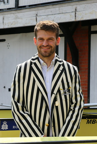 Ollie Stanhope_edited.jpg