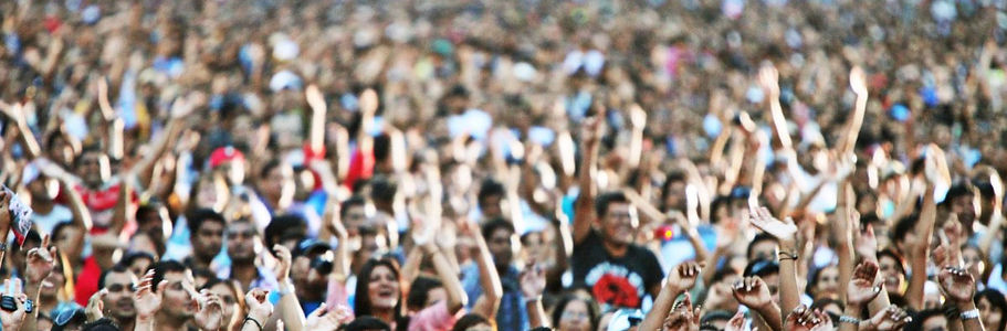 ARRahmanConcertCrowd%20.jpg