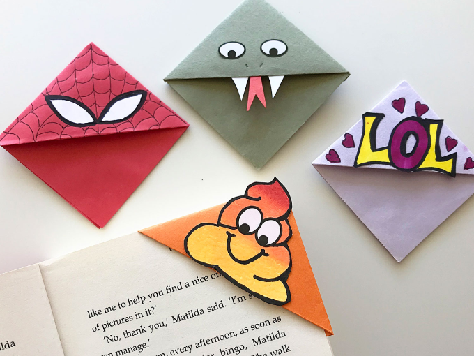 how to make an origami bookmark
