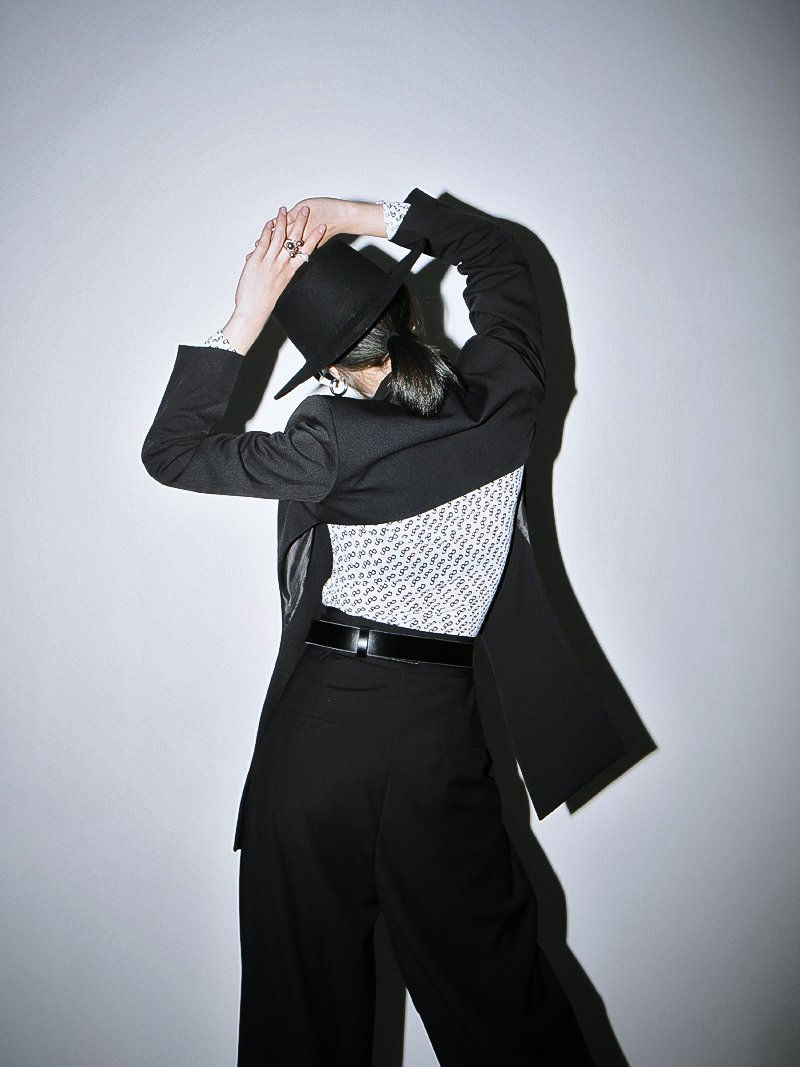 Thumbnail: Kaida Cross Split Long Sleeve Jacket