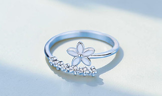 bfc- daisy floral Sterling adjust ring.jpg