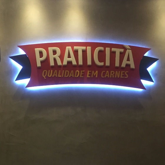 CHURRASCO COM PRATICIDADE