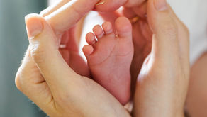 Capturez les premiers instants magiques de votre bébé : une séance photo naissance professionnelle en Ile-de-France