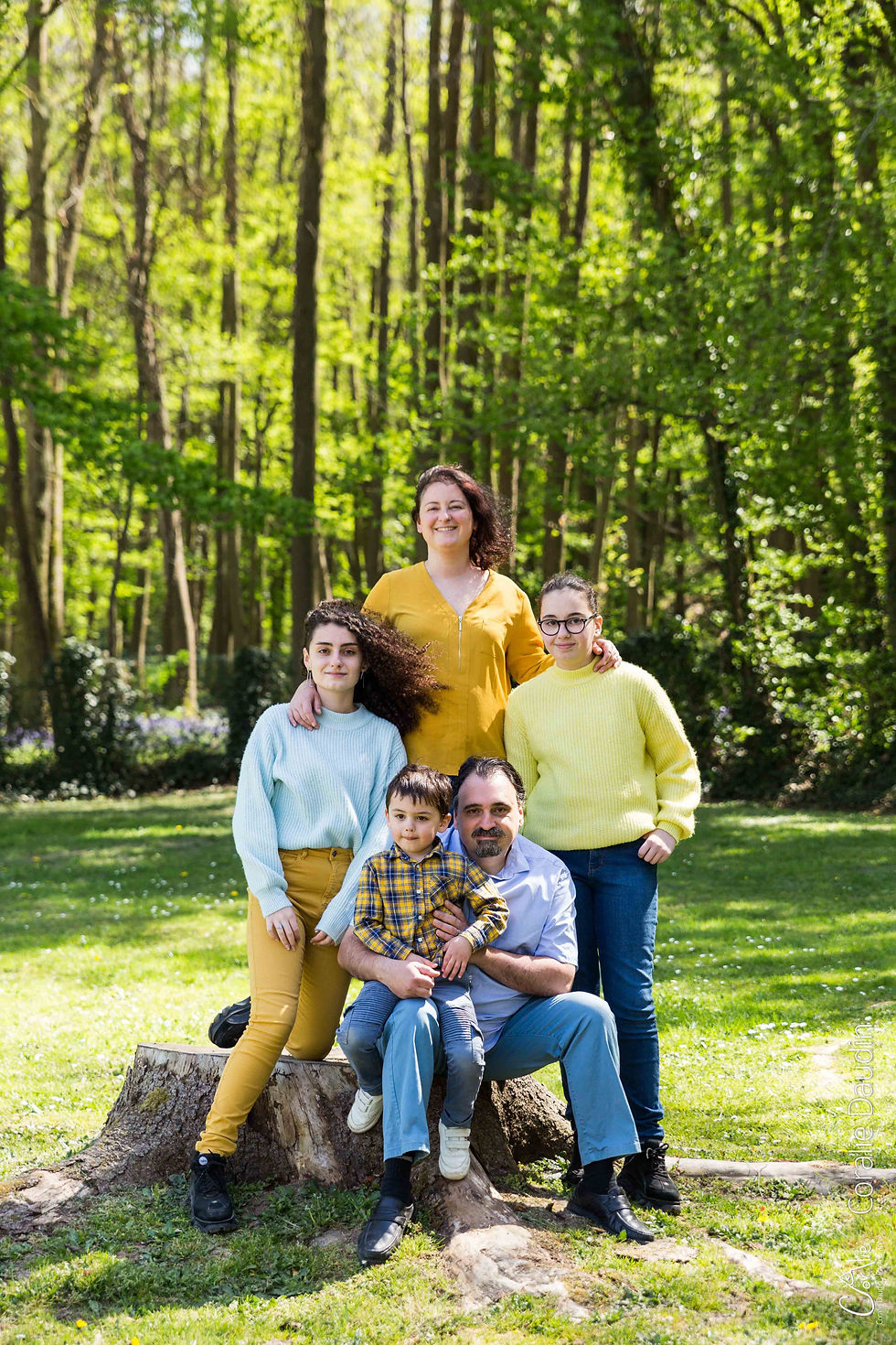 Seance photo famille en exterieur en Essonne