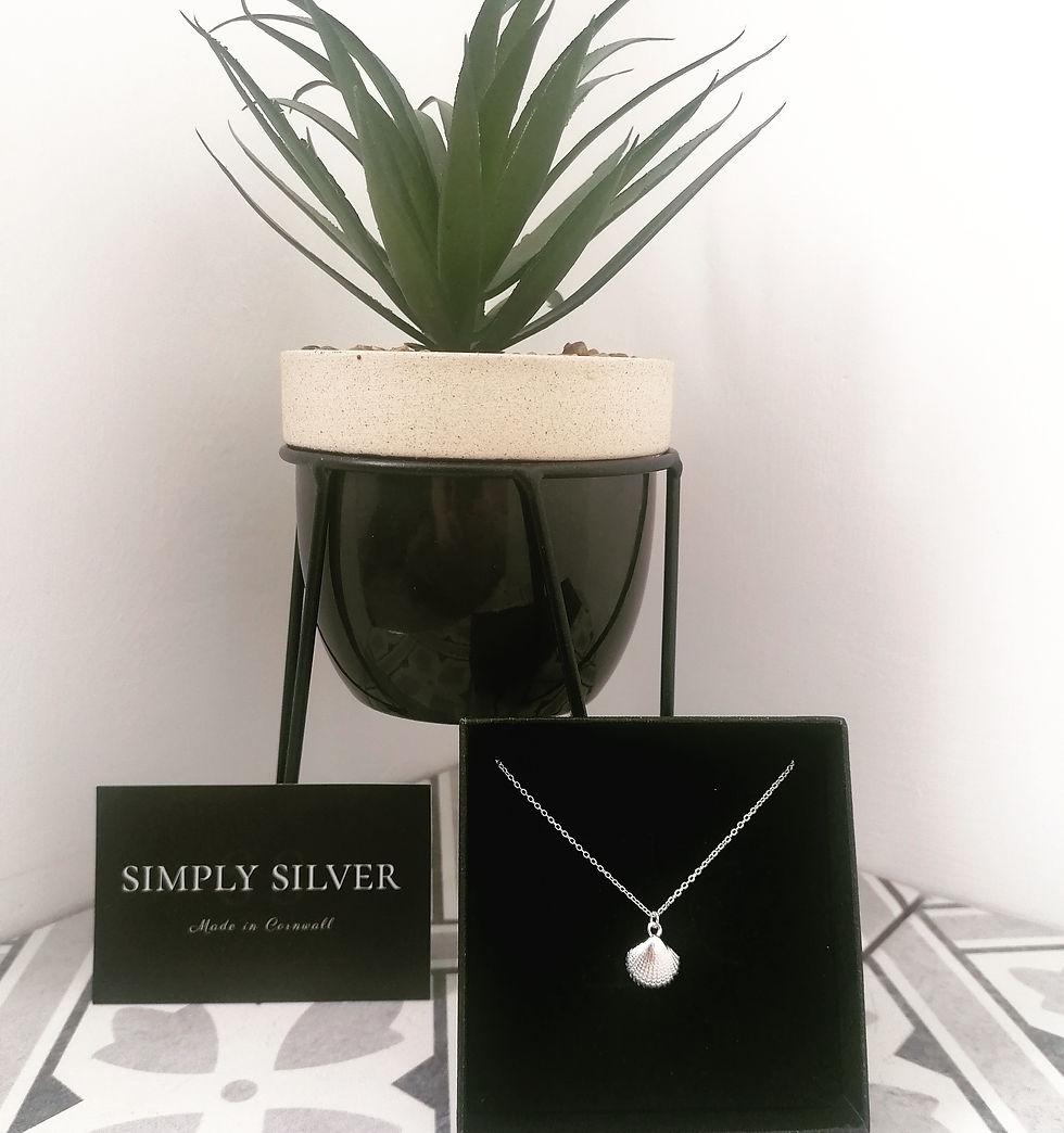 925 Sterling Silver Shell Charm Necklace