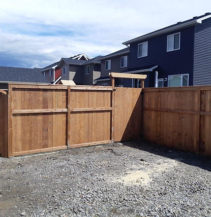 fence lisa 3.jpg