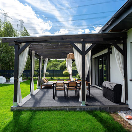 pergola.jpg