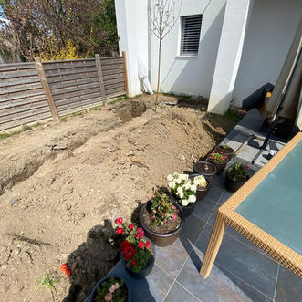 Excavation, préparation du terrain et fourniture d’une piscine en fibre de verre à Payerne - Vaud