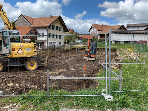 Construction clés en main d’un immeuble de 5 logements à Semsales Fribourg.