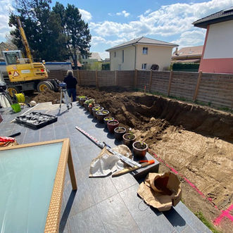 Excavation, préparation du terrain et fourniture d’une piscine en fibre de verre à Payerne - Vaud