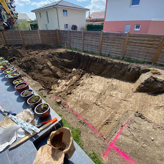 Excavation, préparation du terrain et fourniture d’une piscine en fibre de verre à Payerne - Vaud