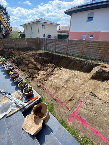 Excavation, préparation du terrain et fourniture d’une piscine en fibre de verre à Payerne - Vaud