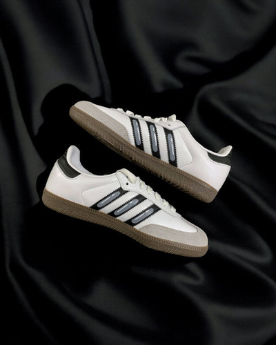 adidas gazelle silver green womens adidas IG1376 Samba OG Mens Lifestyle Shoe main image 0
