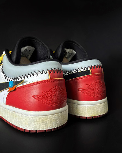 Jordan Union Low Courtside