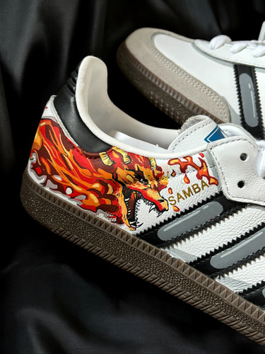 adidas Samba 75 スニーカー　NIKE ショックス Adidas Samba OG 'Jjjjound Tobacco'