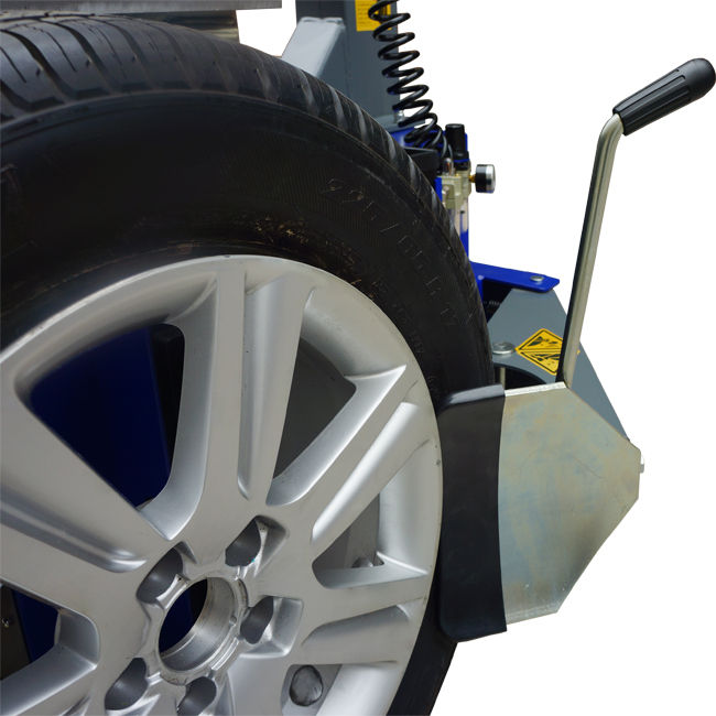 Thumbnail: 3.0 HP Mayflower Tire Changer Rim Clamp 560