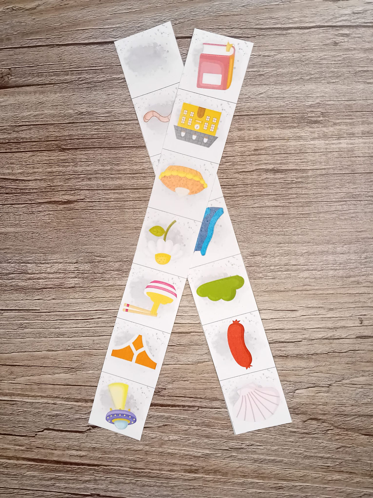 Die Sticker zum Einkleben in die Hefte kann man zum Verschriften erster lautgetreuer Wörter nutzen, basierend auf der Methode Lesen durch Schreiben