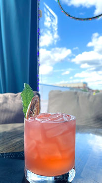Gin cocktail with mint