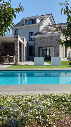 garden pool.jpg