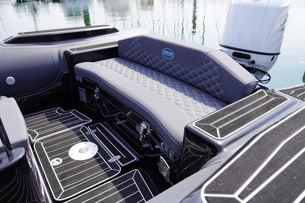 Miniature : Dream 655 PVC Black Limited Edition Hypalon Gelcoat Black