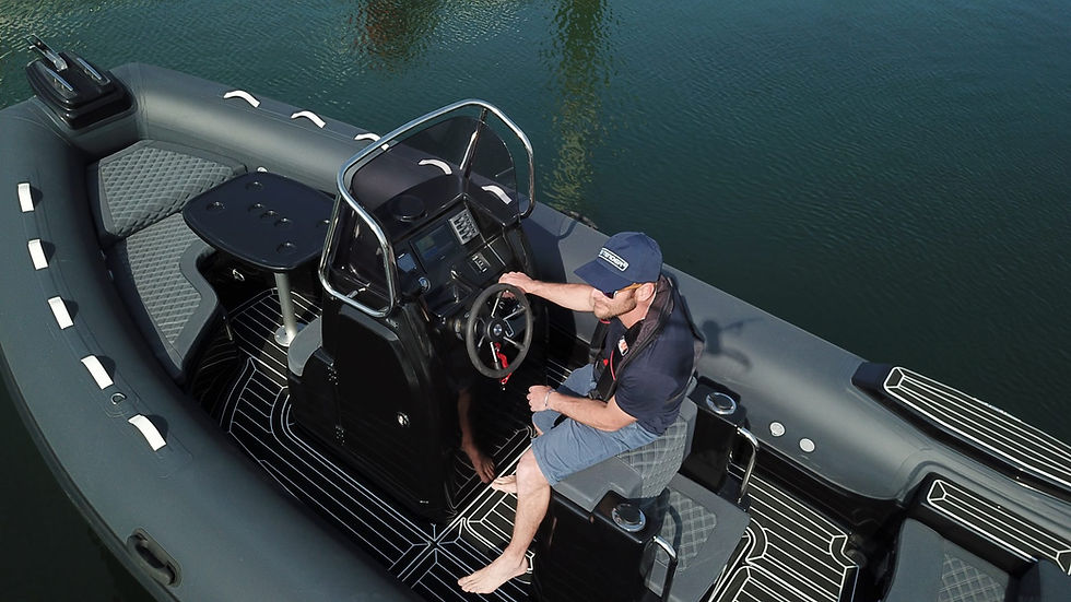 Miniature : Dream 655 PVC Black Limited Edition Hypalon Gelcoat Black
