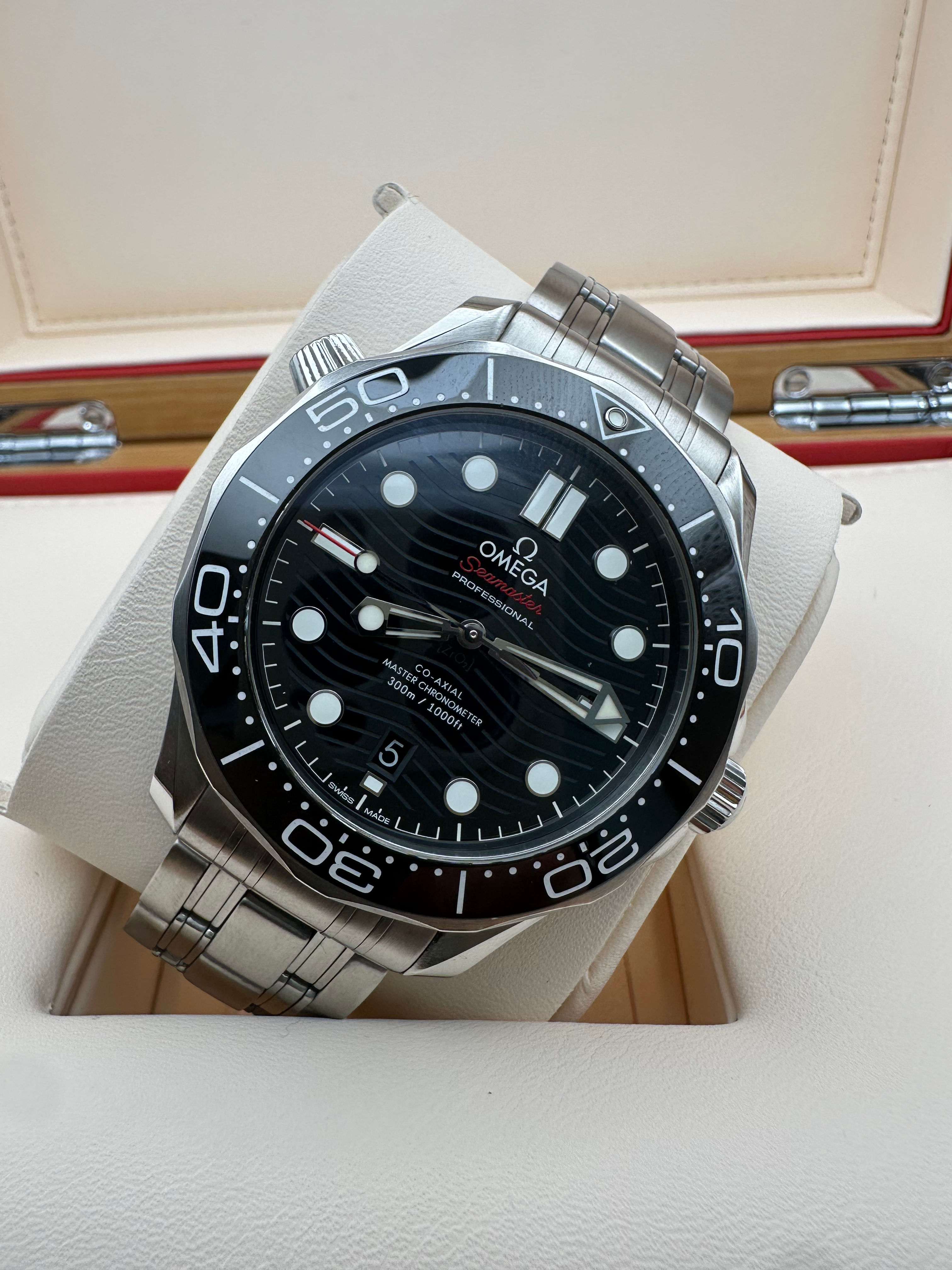 Omega Seamaster Professional 300M Black 210.30.42.20.01.001 Full Set 2023