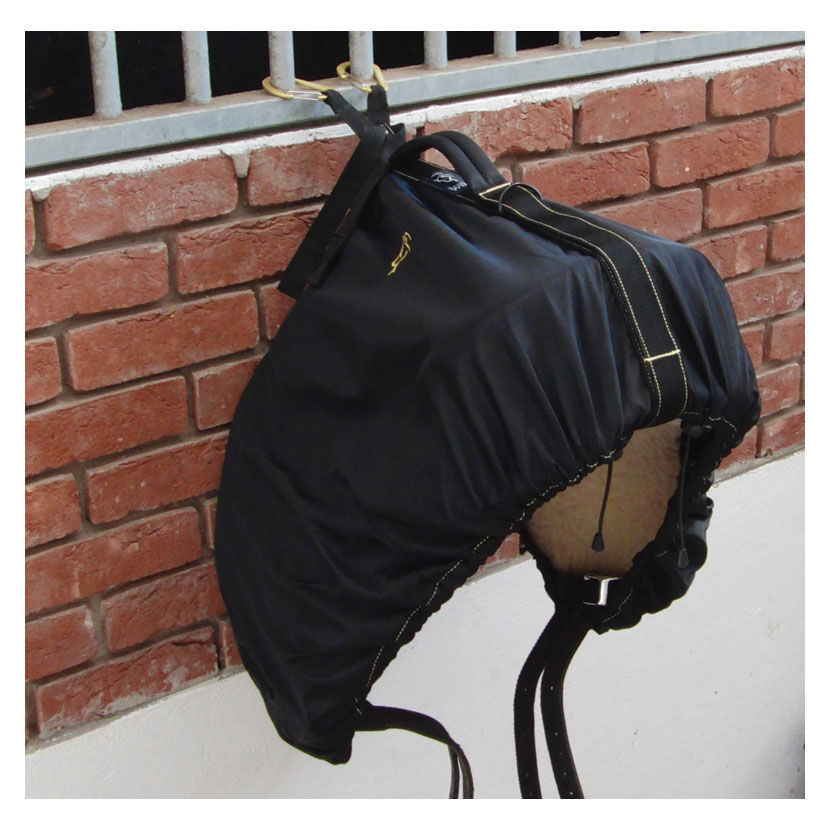 Hitch 3 in 1 - Saddle Bag, Cover & Hanger
