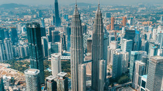 Malaysia SME Borrowing Shifts to Short-Term Loans as Cash Buffers Shrink