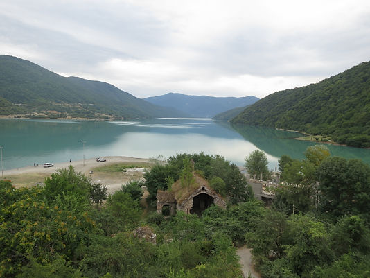 Tour to Kazbegi, Gergeti Trinity Church, тур в Казбеги, Гергети