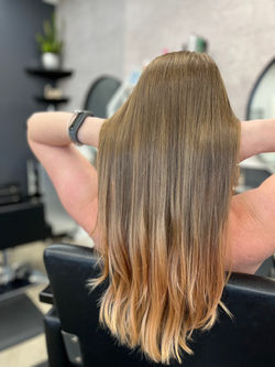 BALAYAGE + LONG LAYERS FACE FRAME