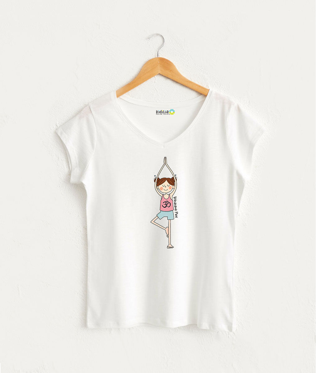 Vrksasana Yoga Poz Figürlü Tasarım Tshirt