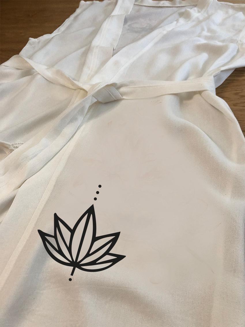 Küçük resim: Lotus Görselli Bambu Peştemal Kimono