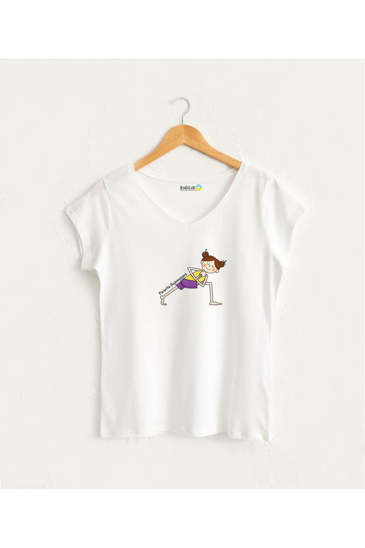 Parivrtta Anjaneyasana Yoga Poz Figürlü Tasarım Tshirt