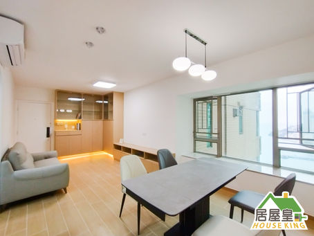 碧堤半島彩色平面圖，面積 808呎，三房現代簡約風格。